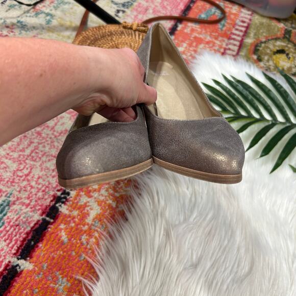 $210 Eileen Fisher Brown Block Heeled Hawk Metallic Suede Pump Heel 10 - Picture 5 of 11